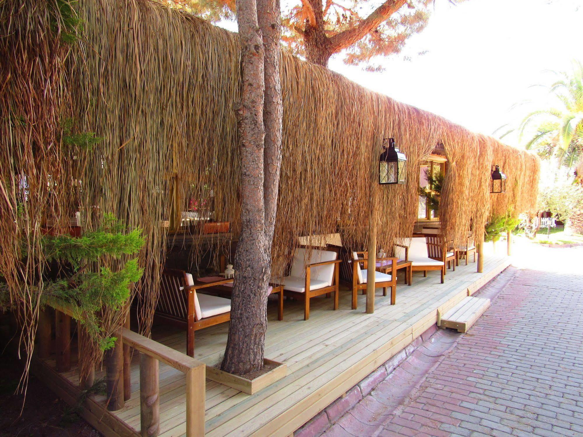 Assos Hunters Hotel (Adults Only) Buitenkant foto