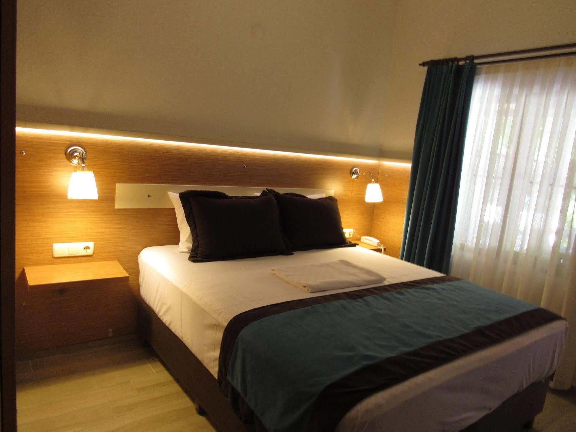 Assos Hunters Hotel (Adults Only) Buitenkant foto