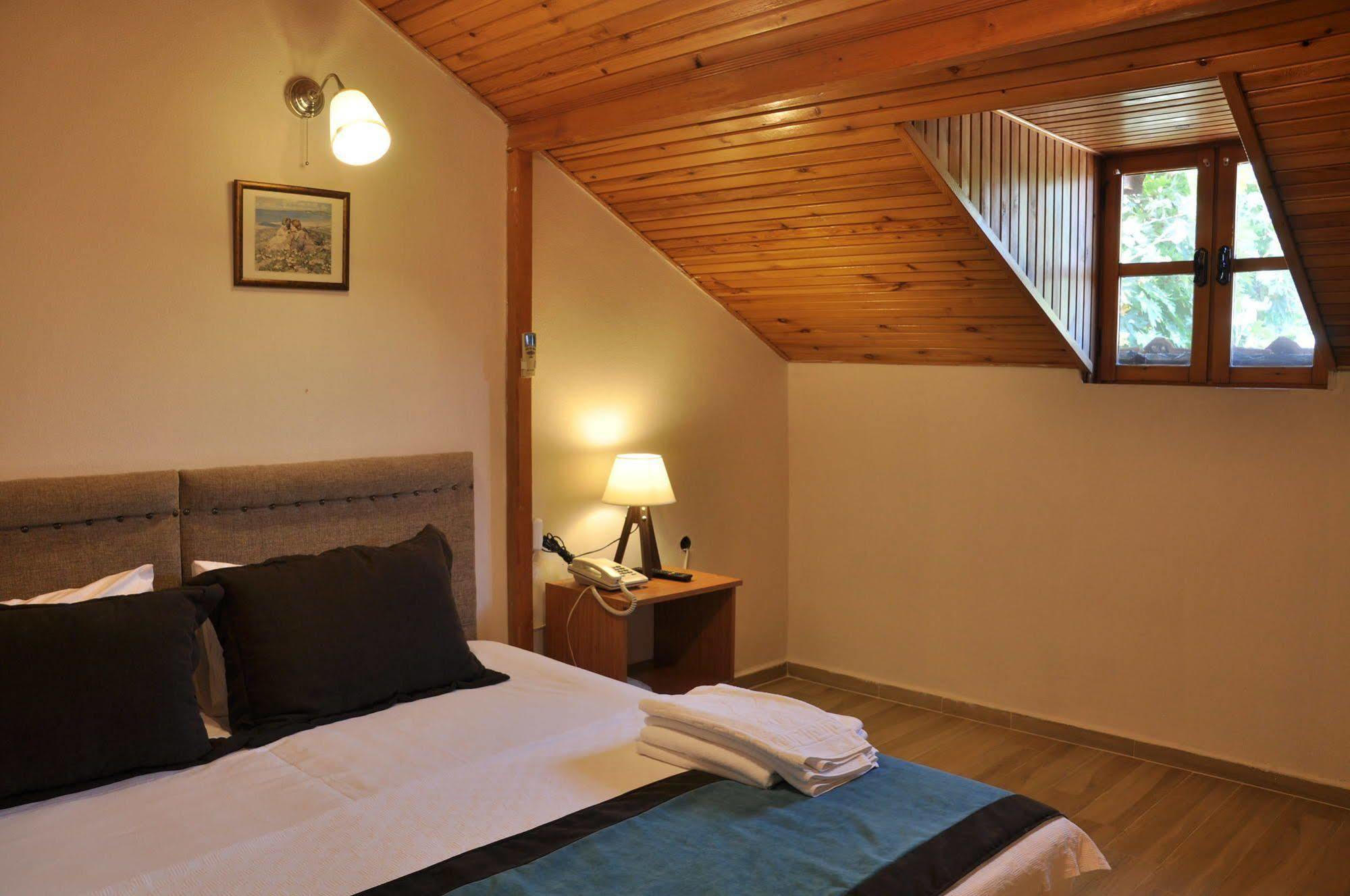 Assos Hunters Hotel (Adults Only) Buitenkant foto