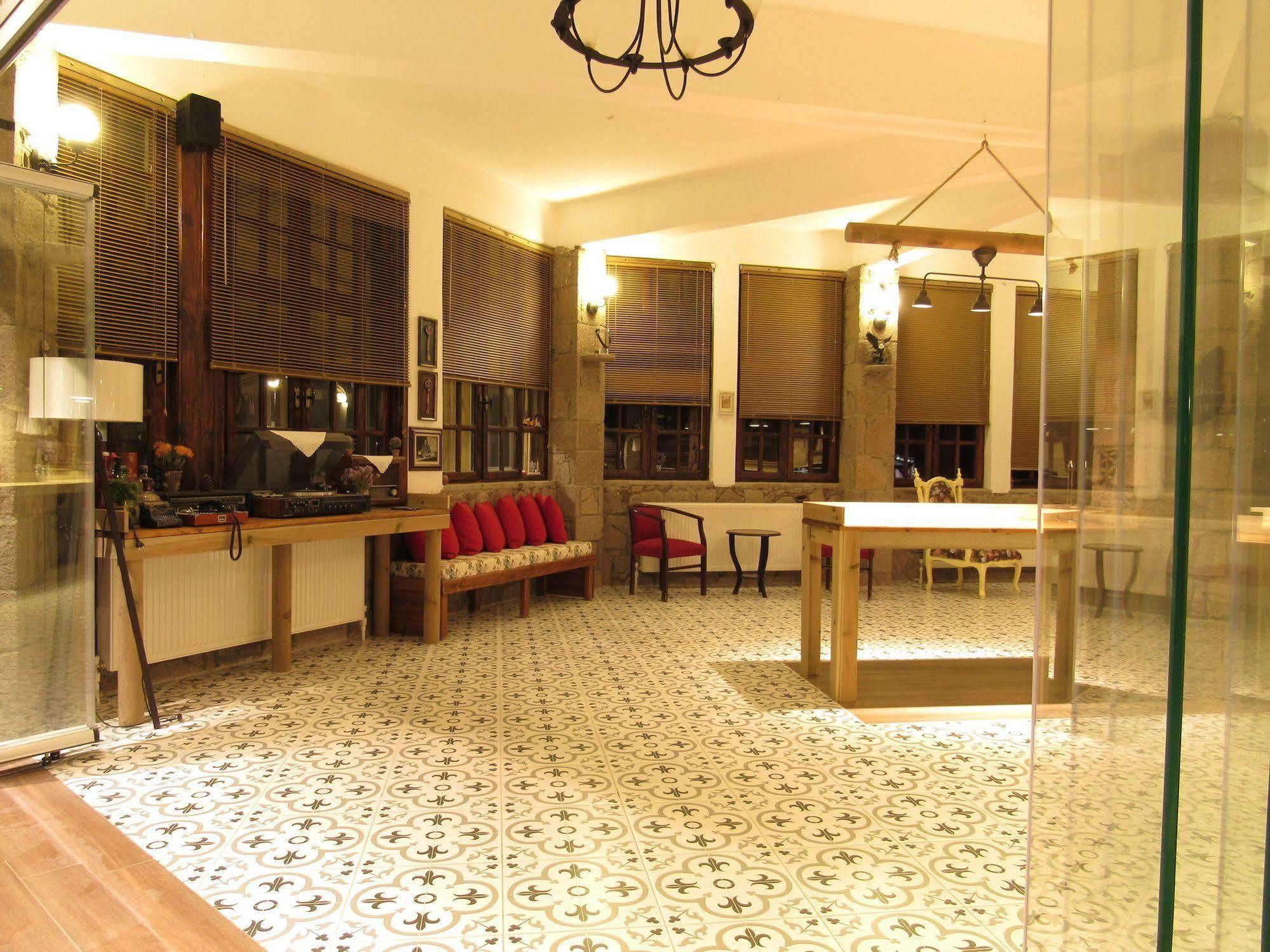 Assos Hunters Hotel (Adults Only) Buitenkant foto