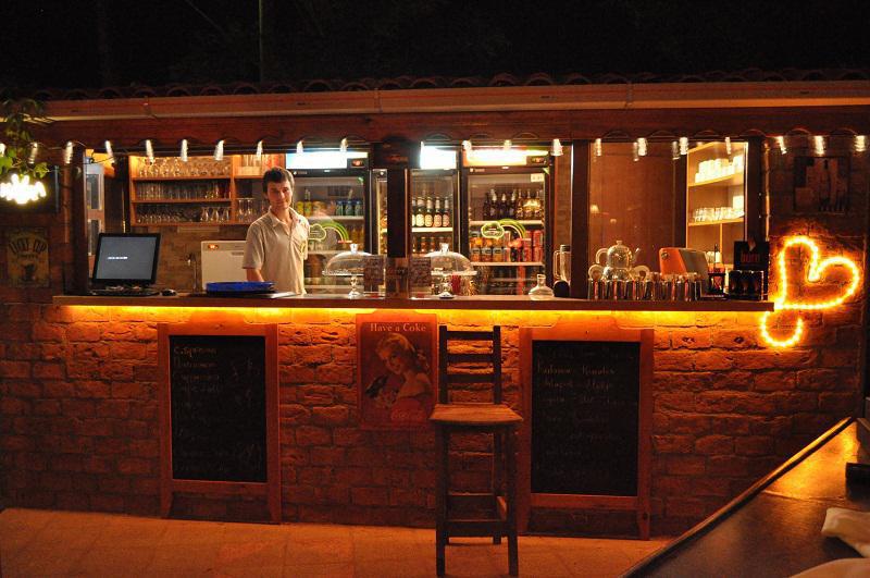 Assos Hunters Hotel (Adults Only) Buitenkant foto