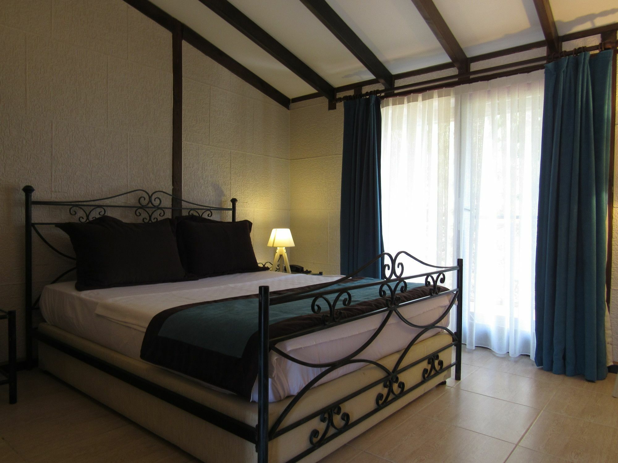 Assos Hunters Hotel (Adults Only) Buitenkant foto