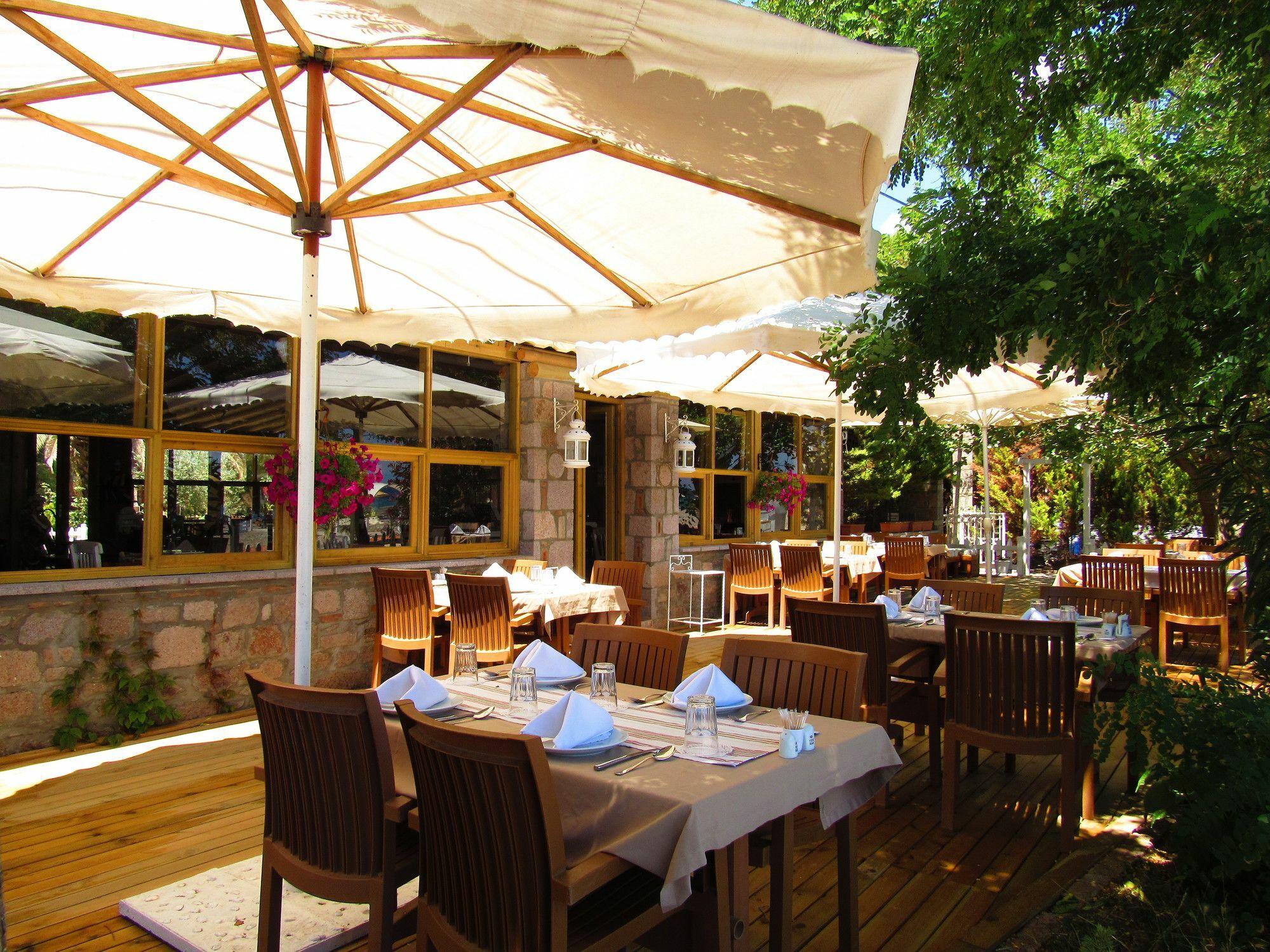 Assos Hunters Hotel (Adults Only) Buitenkant foto