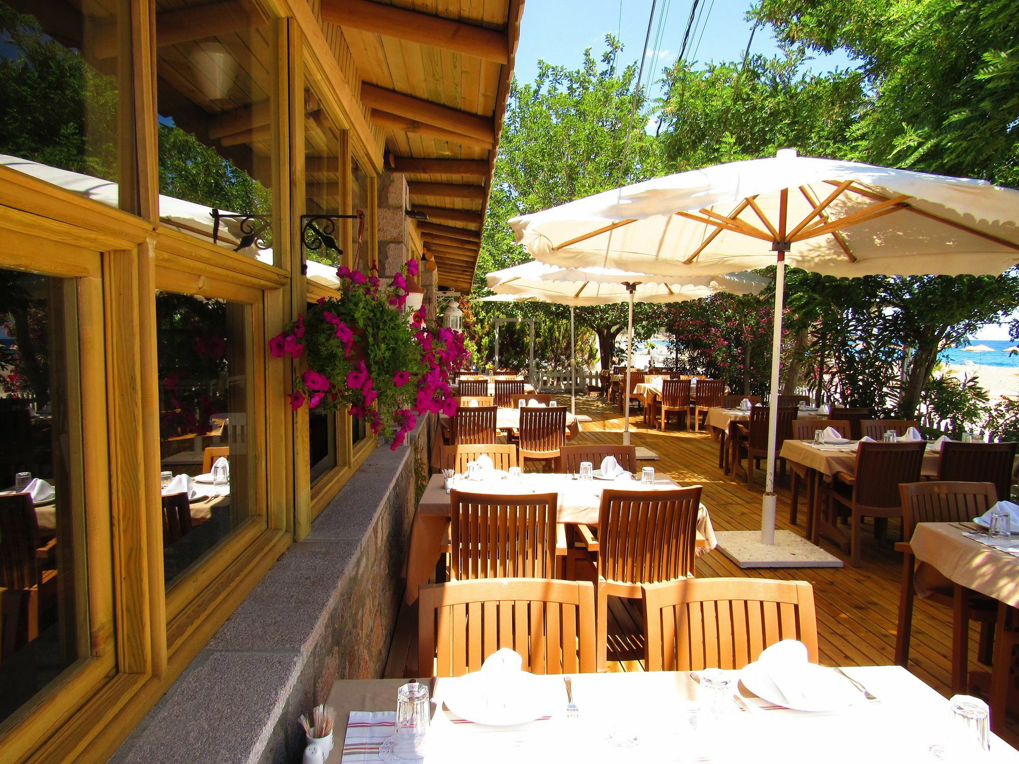 Assos Hunters Hotel (Adults Only) Buitenkant foto